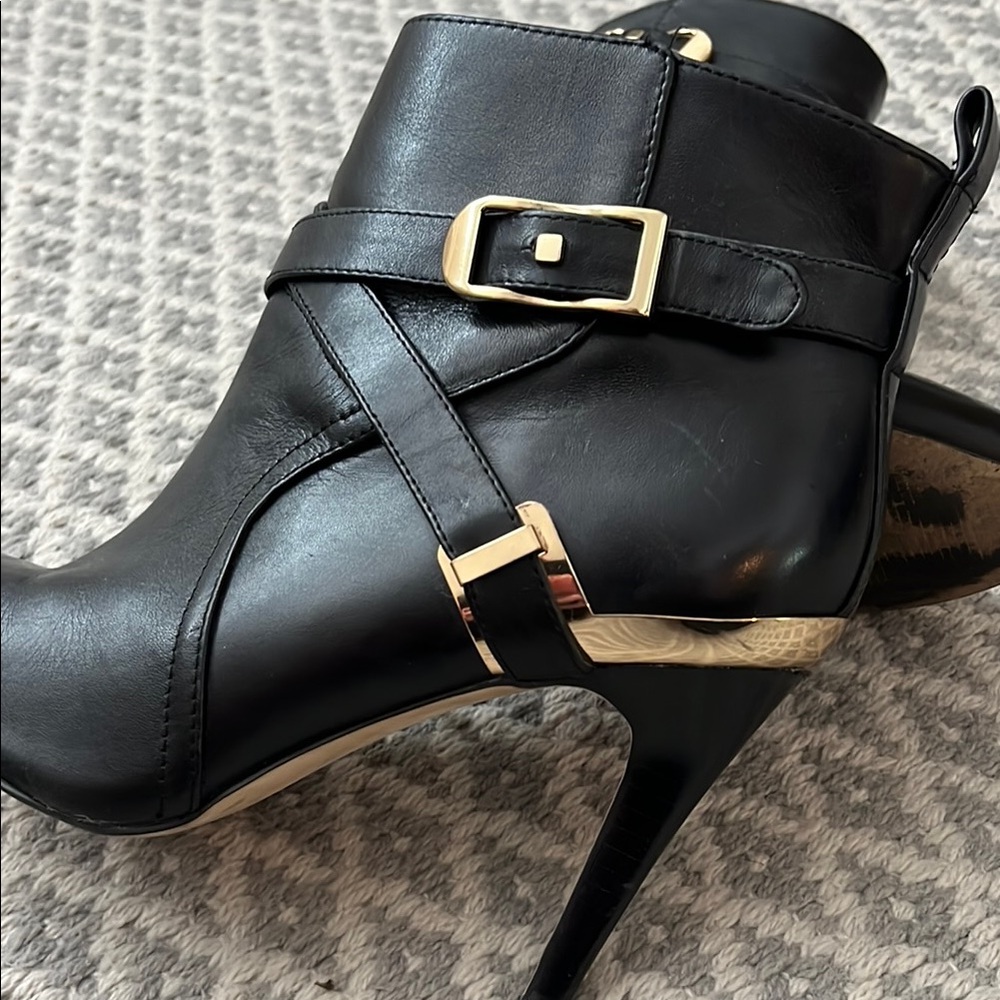 Mark Fisher Black Boots Heels Gold Hardware - Picture 11 of 11